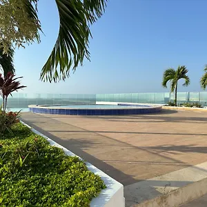  Apartamento 2 Dormitorios. Salida Directa Al Mar. Vista A La Cienaga Colombia